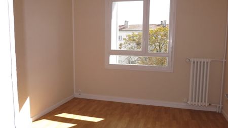 Location Appartement T3BIS, POITIERS, Trois-Cités - Photo 2