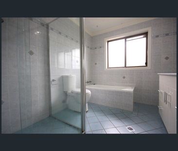 Neat and Tidy Townhouse! - Photo 6