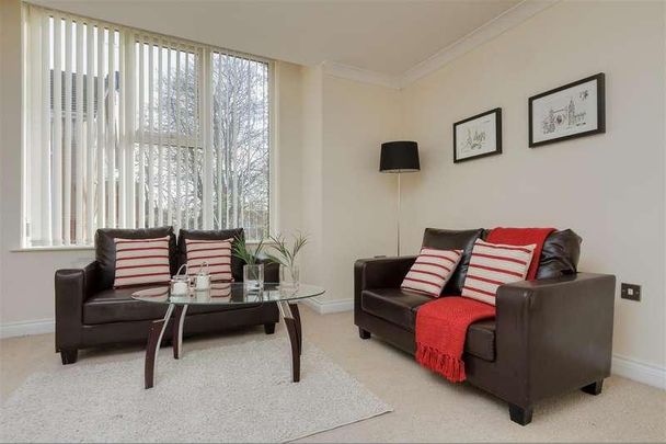 Fairhope Court, Fairhope Avenue, Salford, M6 - Photo 1