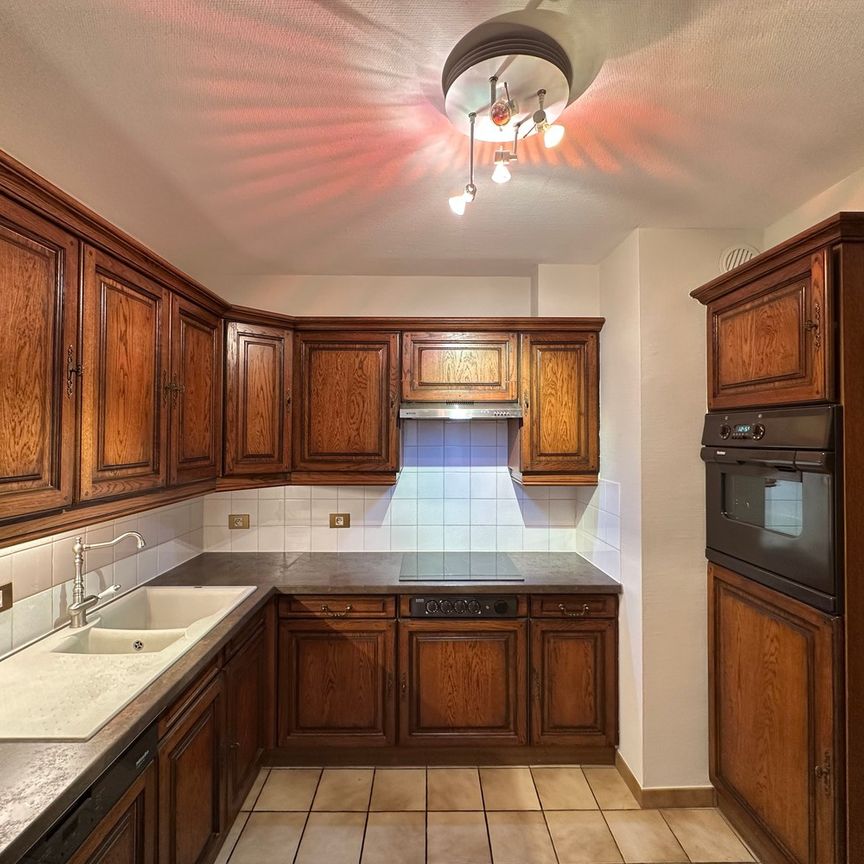 Te Huur 2 slaapkamers Oostende Prinses Stefanieplein 37 - Photo 1