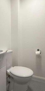 Taj House, Cowley Road, OX4 - Photo 3