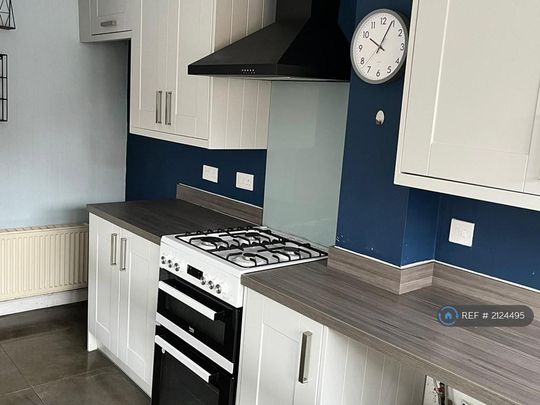 3 bedroom detached house to rent - Photo 1