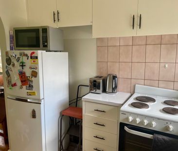 Brunswick West - Photo 1