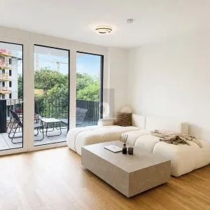 MODERNER WOHNTRAUM MIT GROßZÜGIGEM BALKON & BLICK INS GRÜNE - Photo 1