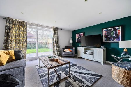 3 bedroom detached house to rent - Photo 4