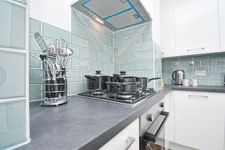 1 bed house share to rent in Lebanon Street, Burnley, BB10 - Photo 4