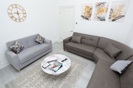 1 Bed Flat, Bonfield Road, SE13 - Photo 3