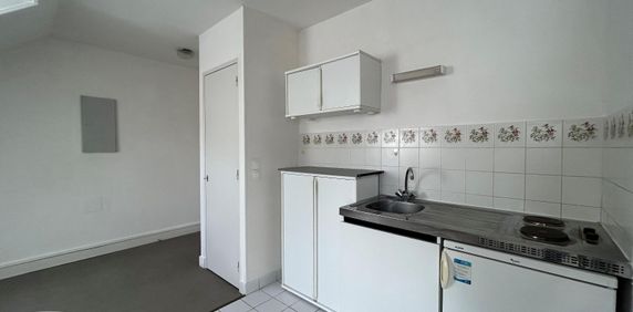 Location Appartement 1 pièce 19m² BLOIS 41000 - Photo 2