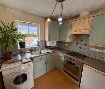 2 bedroom maisonette to rent - Photo 6