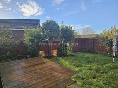 3 bedroom semi-detached house to rent - Photo 3