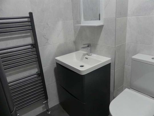 Airedale Mews, Silsden, BD20 - Photo 1