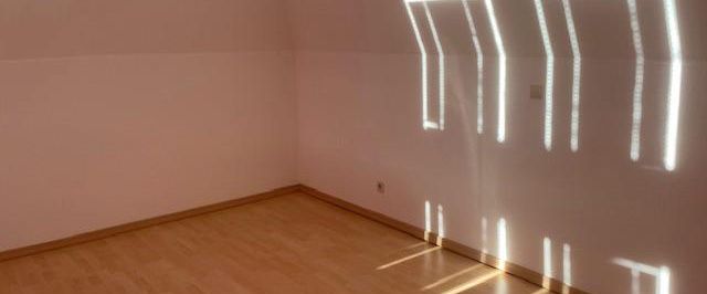 Single-Maisonette mit Balkon... - Photo 1