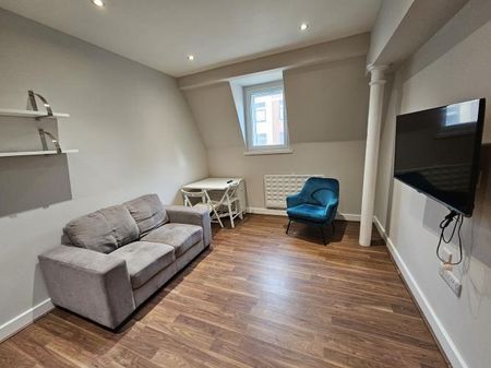 Student Apartment 1 bedroom, City Centre, Sheffield - Photo 3