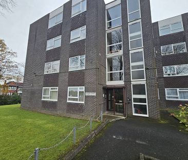 Flat 4 Hilltop Court, Brooklands Road, Crumpsall - Photo 2