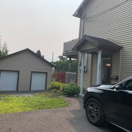 Appartement 51/2 lumineux, REZ-de-Jardin, dans duplex MAGOG, - Photo 3