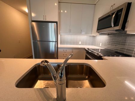 For Lease - 4955 Yonge Street Unit# 1220, Toronto, Ontario - Photo 4