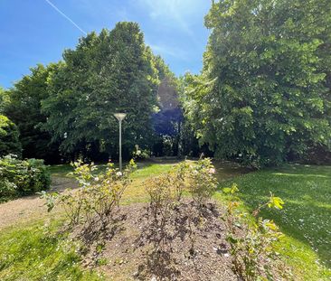 Location Appartement 4 pièces 92m² - Photo 5