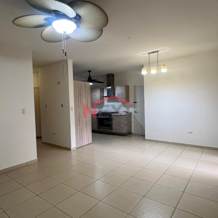 CASA EN RENTA EN SANTA BARBARA RESIDENCIAL - Foto 1