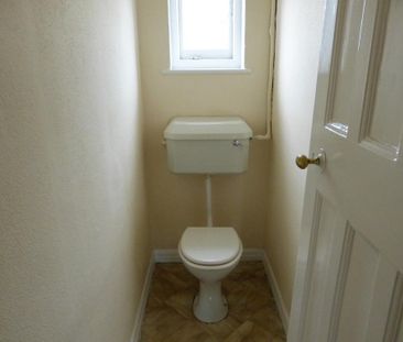 Studio to rent - Photo 6