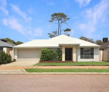 33 Kesiya Turn, Aubin Grove WA 6164 - Photo 6