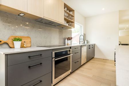 For Lease - 1995 Lenester Avenue, McKellar Heights - Glabar Park and Area, Ontario - Photo 5