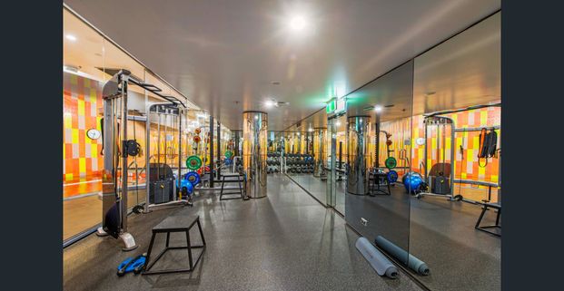 City views, resort-style living, and effortless style in St Margaret's complex - Photo 1