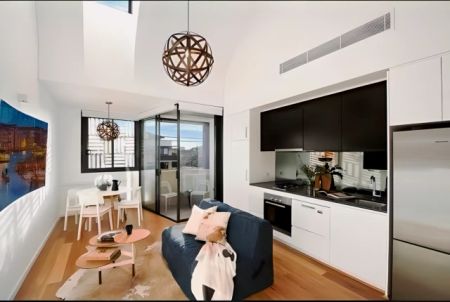 2 bed 1.5 bath-102 - Photo 2