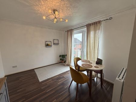 St. Aidans Close, Bristol - Photo 3