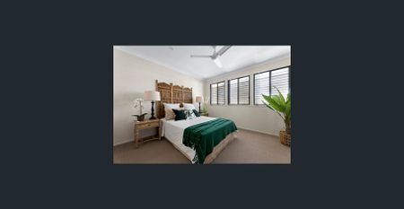 Modern 3-Bedroom Townhouse in Quiet & Convenient Location | Stylish | Spacious | Secure - Photo 3