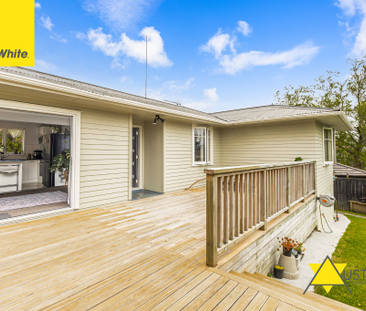 97 Metcalfe Road, Ranui - Photo 2