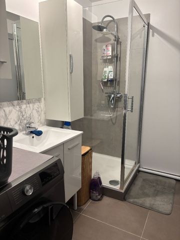 Location Appartement 3 pièces 59m² - Photo 2