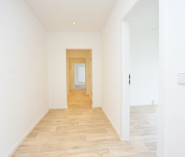 Frisch saniert / Große Küche / 2 Bäder - Photo 5