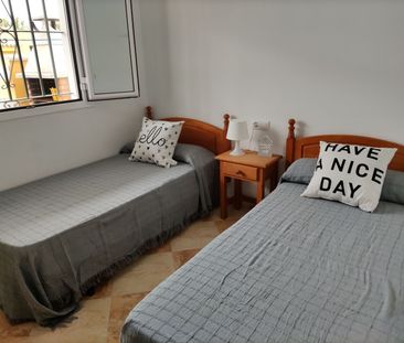 Apartamento de alquiler en Avenida 28 de Febrero, 68, Conil - Photo 6