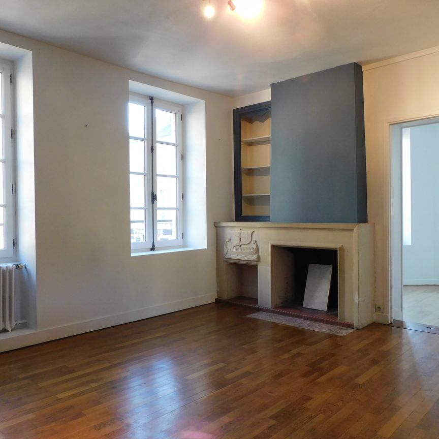 Location Appartement 4 pièces 85m² BAYEUX 14400 - Photo 1
