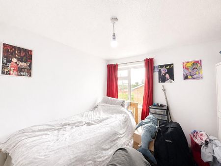 5 bedroom terraced house to rent - Photo 2