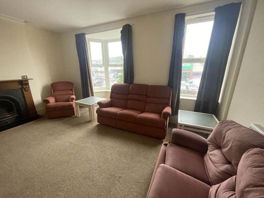 6 bedroom house to rent - Photo 1