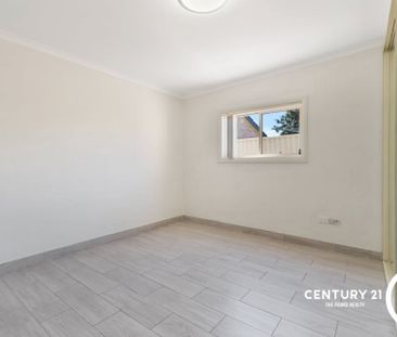 Hurry! This Won't Last Long! - Photo 6