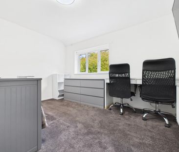 2 bedroom semi-detached house to rent - Photo 5