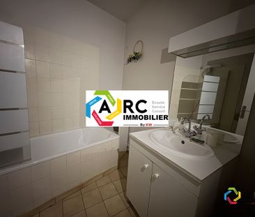 Location Appartement 1 pièce 31m² ORLEANS 45000 - Photo 4