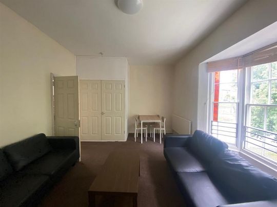 7 bedroom house to rent - Photo 1