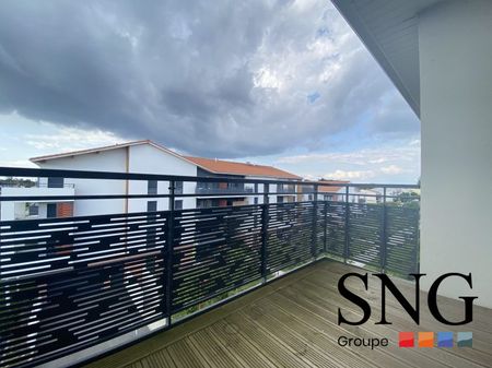 T2 AVEC BALCON ET PARKING - Photo 2