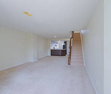 For Lease - 634 Chapman Mills Drive Unit# B, Barrhaven, Ontario - Photo 6