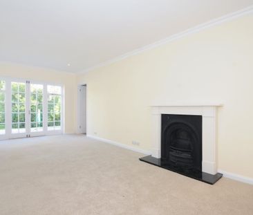 4 bedroom detached house to rent - Photo 6