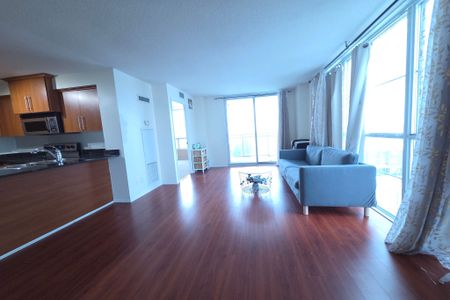 For Lease - 6 Rosebank Drive Unit# 6E, Toronto, Ontario - Photo 4