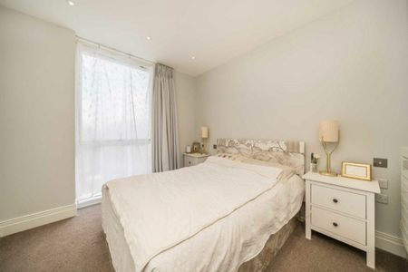 Queenshurst Square, Kingston Upon Thames, KT2 - Photo 3