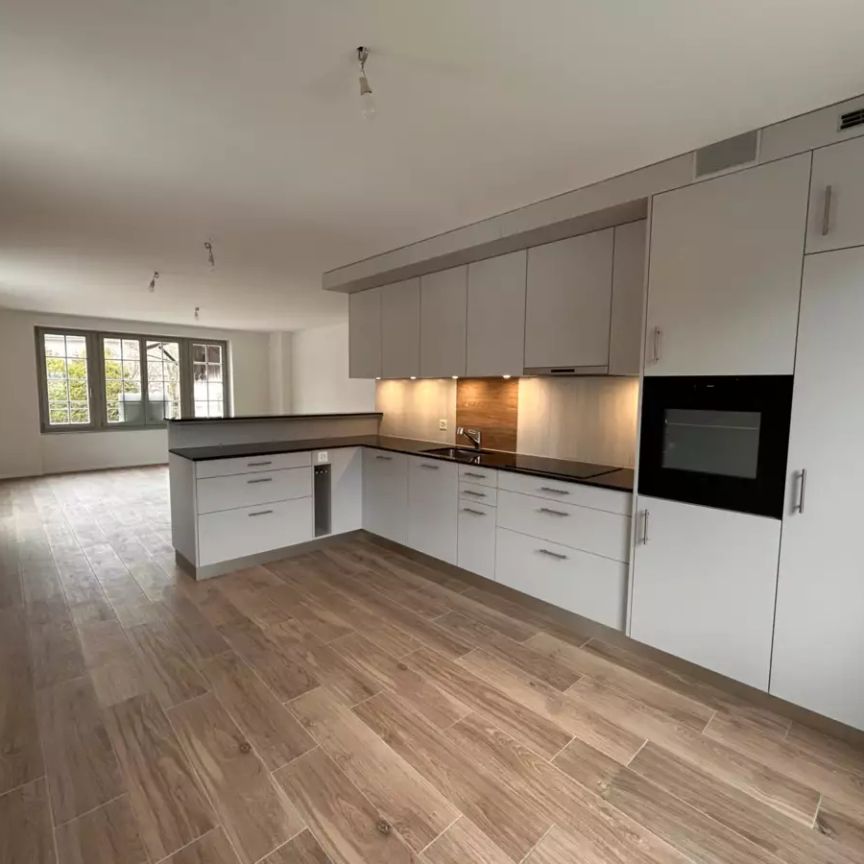 FRIBOURG - BOURGUILLON - MAGNIFIQUE APPARTEMENT 3.5 PIECES - 1ER ETAGE - Foto 1