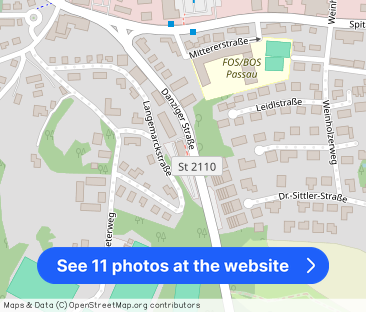 Interessante 2-Zimmer-Wohnung mit Tageslichtbad, moderne Wischböden... - Photo 1