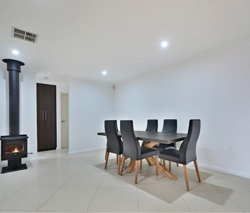 3 Woodlupine Rise, Woodvale, WA - Photo 4