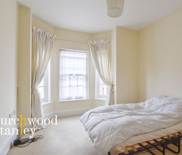 3 bedroom detached house to rent - Photo 2