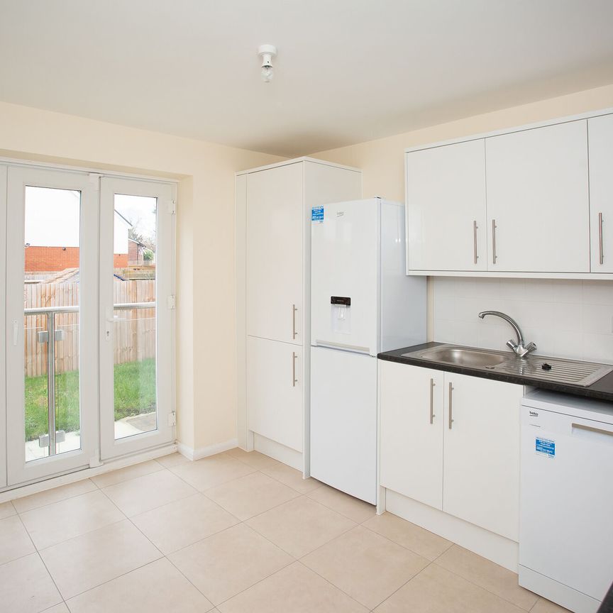 3 bedroom house to rent, Available unfurnished from 28/03/2025 - Photo 1